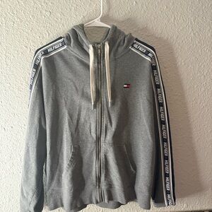 Tommy Hilfiger Zip-Up Sweater in Gray